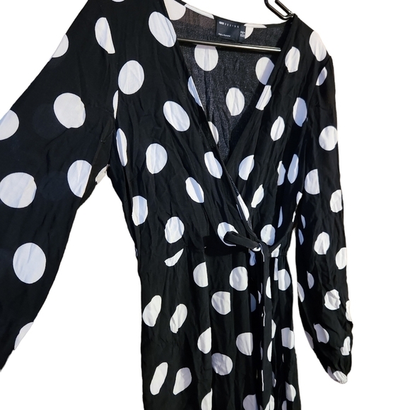 Asos design black white poka  dot long sleeve wide leg jumpsuit romper pants - Picture 2 of 10